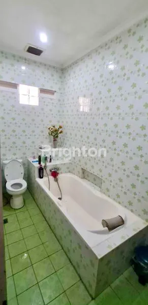 image RUMAH CANTIK DAN LUAS (7)