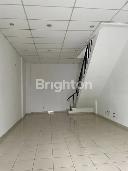 image RUKO 2 LANTAI DI PASAR MODERN PARAMOUNT GADING SERPONG (6)