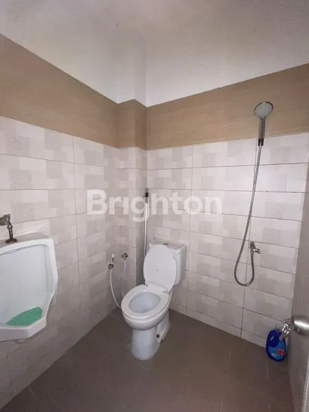 image RUKO 2 LANTAI DI PASAR MODERN PARAMOUNT GADING SERPONG (8)