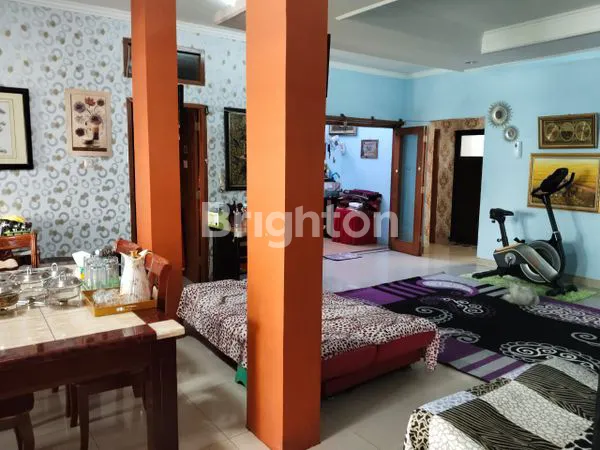 image RUMAH TINGGAL RASA VILLA SARIJADI BANDUNG (3)