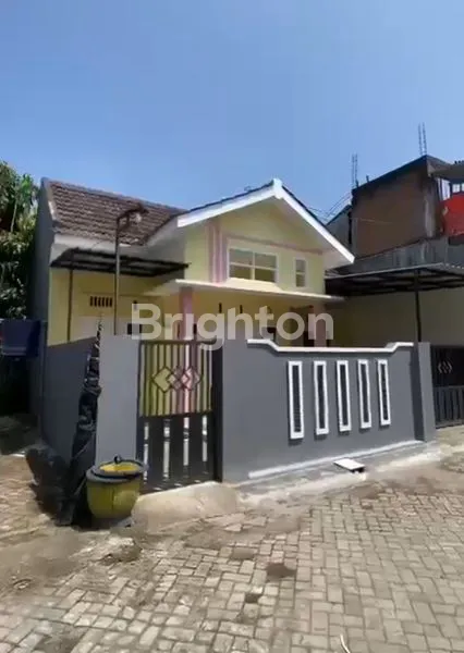 image RUMAH DI NGADILUWIH (1)