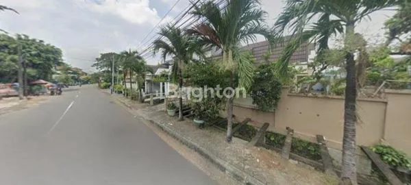 image RUMAH LUAS LINGKUNGAN TENANG DAN TENTRAM DI RAWAMANGUN [R 1004 J] (2)