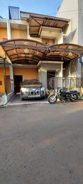 RUMAH 2 LT BEBAS BANJIR DIDALAM CLUSTER DI JATIMAKMUR