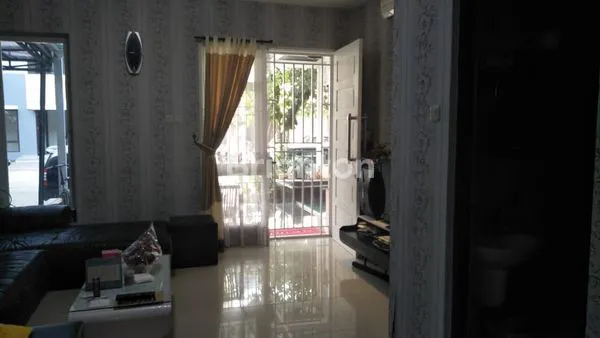 image RUMAH MEWAH FULL FURNISH,JAKARTA BARAT (2)