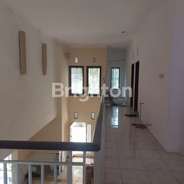 image SEWA RUMAH TENGAH KOTA SURABAYA (4)