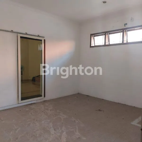 image SEWA RUMAH TENGAH KOTA SURABAYA (6)