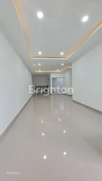 image RUMAH BARU, MODERN, PENCAHAYAAN BAGUS, DAERAH BSD (2)