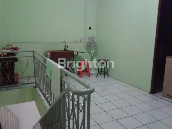 image RUMAH 2 1/2 LANTAI DI GLODOK JALAN KEMENANGAN JAKARTA BARAT (6)