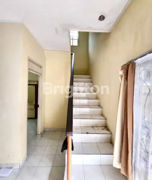 image RUMAH CANTIK ADA BALKON (6)