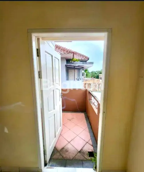 image RUMAH CANTIK ADA BALKON (8)