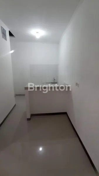 image RUMAH FULLY RENOV SIAP HUNI GRAHA SIENA PANONGAN TANGERANG PERLU RENOVASI (3)