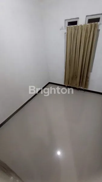 image RUMAH FULLY RENOV SIAP HUNI GRAHA SIENA PANONGAN TANGERANG PERLU RENOVASI (5)