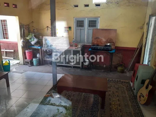 image RUMAH LUAS POSISI STRATEGIS AKSES LEBAR LOKASI DEKAT KEMANA-MANA DEKAT !!  (5)