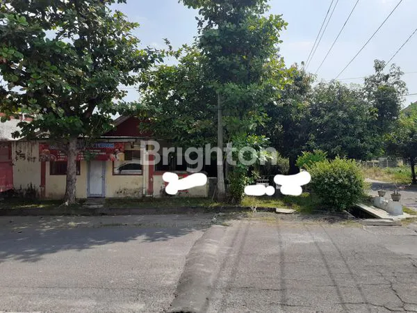 image RUMAH LUAS POSISI STRATEGIS AKSES LEBAR LOKASI DEKAT KEMANA-MANA DEKAT !!  (1)