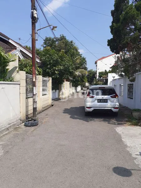 image RUMAH DAERAH JAJAR LOKASI SANGAT STRATEGIS !! KE MANA MANA DEKAT (2)