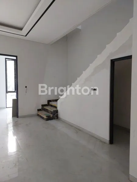 image RUMAH DI JUAL SUTOREJO BAGUS BANGET (2)