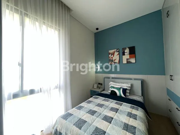 image RUMAH HARGA TERJANGKAU TAPI LUAS DI SUVARNA SUTERA AJA (8)