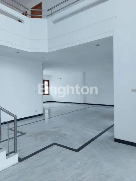 image DISEWAKAN RUMAH 2 LANTAI (4)