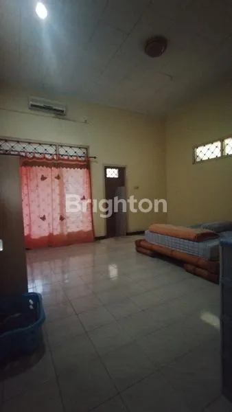 image HUNIAN DI BELAKANG TRANSMART (3)