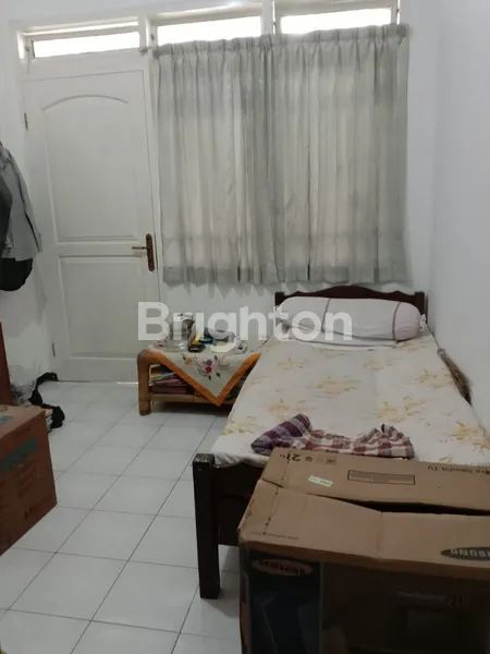 image RUMAH TINGGAL 1 LT TERAWAT DI RUNGKUT MAPAN TIMUR SURABAYA DEKAT RAYA RUNGKUT MADYA, MERR, UPN, PURIMAS, PONDOK CANDRA, BARUK, RUNGKUT ASRI (3)
