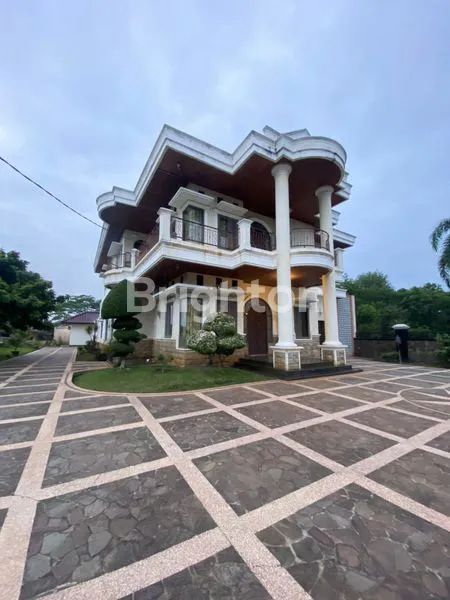 image DIJUAL RUMAH MEWAH JL KELAPA SAWIT/RAWAMANGUN (2)