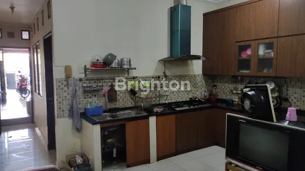 image DIJUAL CEPAT RUMAH ISTIMEWA LOKASI STRATEGIS PONDOK GEDE (5)