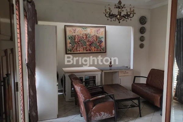 image DIJUAL CEPAT RUMAH ISTIMEWA LOKASI STRATEGIS PONDOK GEDE (6)