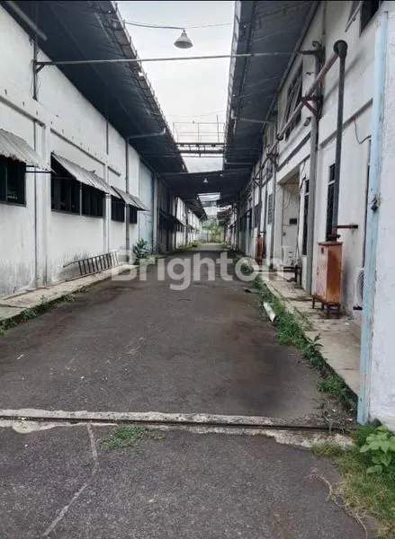 image GUDANG  LUAS DI PANDAAN  (3)