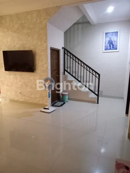 image RUMAH 2 LANTAI SIAP HUNI DI ISLAMIC VILLAGE TANGERANG  (7)