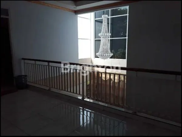 image DIJUAL RUMAH DI PERUMAHAN PEKAYON JAYA (6)