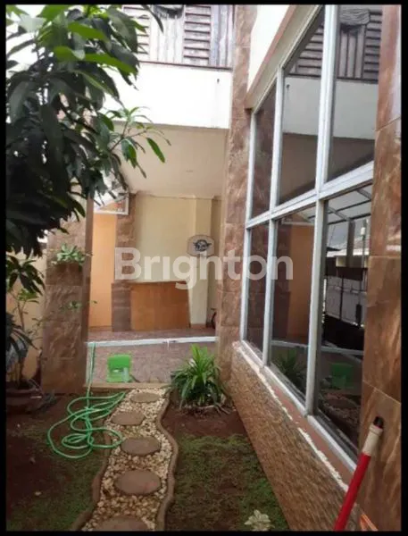 image DIJUAL RUMAH DI PERUMAHAN PEKAYON JAYA (8)