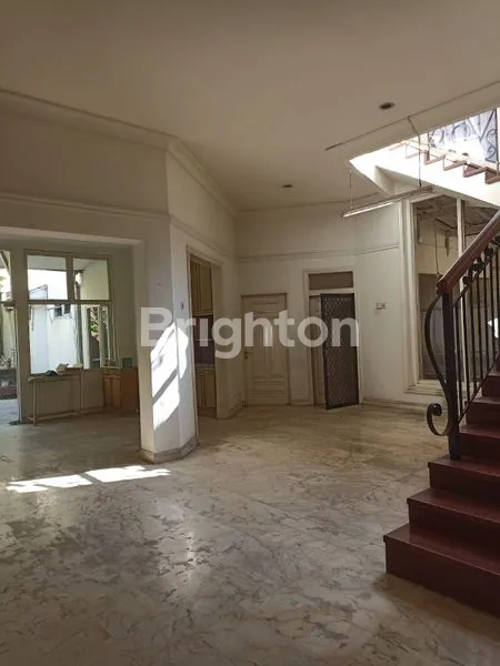 image RUMAH MODEL LAMA NOL JALAN BESAR, 0.5 MENIT KE JALAN RAYA DARMO DAN DARMO.KALI (3)