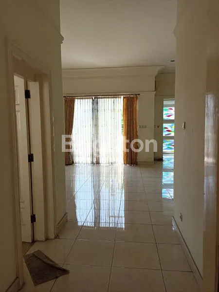 image RUMAH MODEL LAMA NOL JALAN BESAR, 0.5 MENIT KE JALAN RAYA DARMO DAN DARMO.KALI (5)