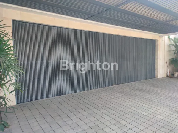 image RUMAH MEWAH KUPANG INDAH STRATEGIS KONDISI TERAWAT FURNISHED (2)