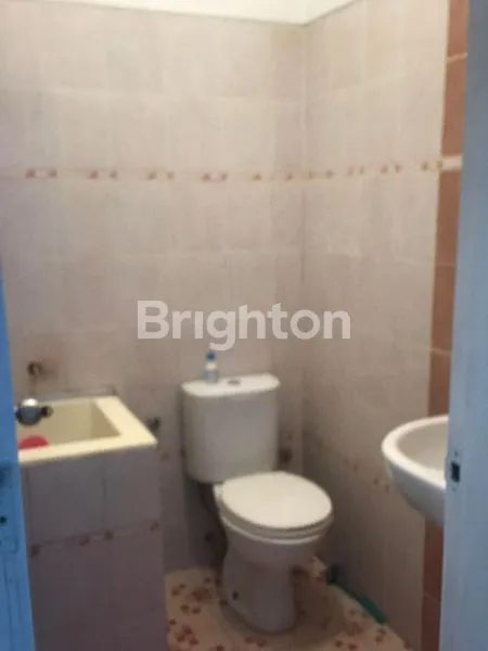 image RUMAH DI SEWAKAN SEMI FURNISHED (6)