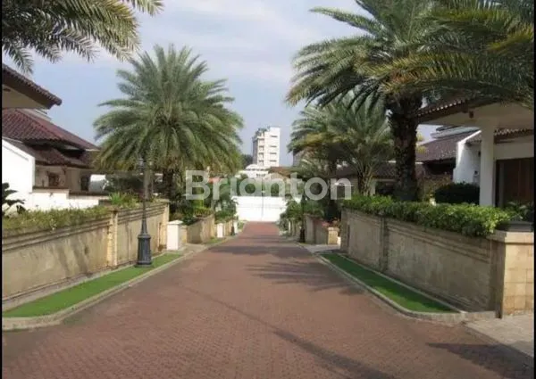 image RUMAH MEWAH +SWIMMING POOL DI PEJATEN BARAT , JAKARTA SELATAN (2)