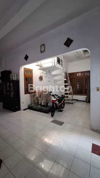 image COMMERCIAL AREA PUSAT KOTA GRESIK LOKASI STRATEGIS (5)