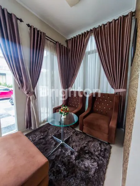 image RUMAH CANTIK FULL FURNISHED 2 LANTAI (1)