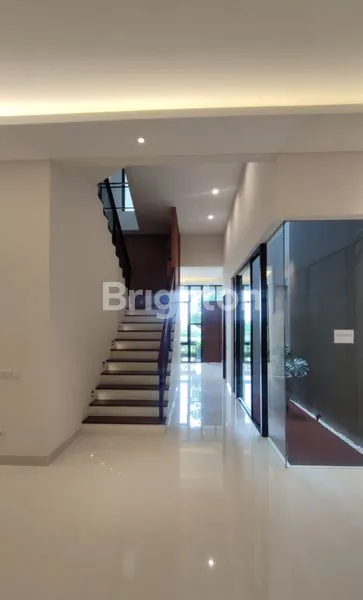 image BARU GRESS MODERN MINIMALIS SCANDINAVIA DI VILLA BUKIT REGENCY PAKUWON INDAH DEKAT PAKUWON MALL, CITRALAND, GRAHA (3)