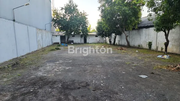 image BANGUNAN EX RESTAURANT COCOK BUAT TEMPAT KULINER SEBAGAINYA DI KEPUTIH SURABAYA (3)