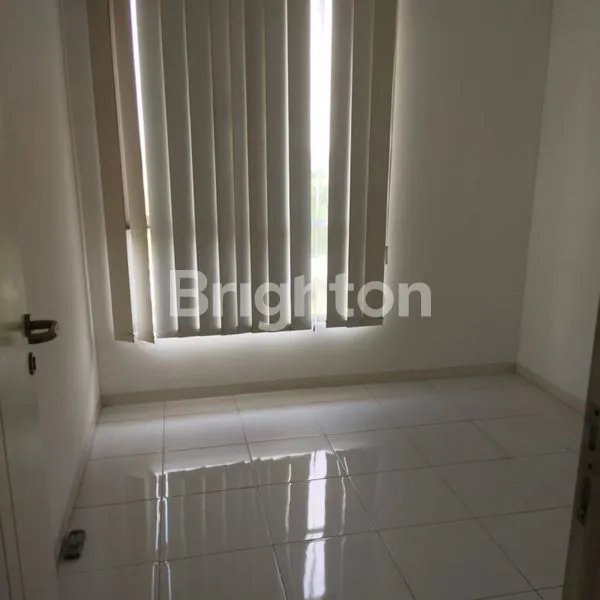 image APARTEMEN EAST COAST RESIDENCE PAKUWON CITY 2BR SEMI FURNISHED LANTAI 1 VIEW SURAMADU TERAWAT SIAP LANGSUNG MASUK (4)