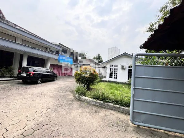 image RUMAH MEWAH DI AREA SILIWANGI DEPOK (2)