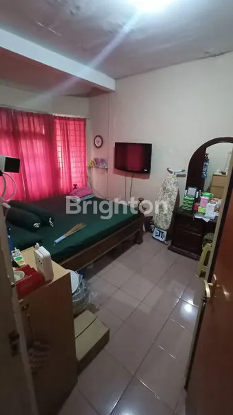 image RUMAH SEWA MURAH STRATEGIS BANYAK KAMAR DEKAT DENGAN KAMPUS UB, POLINEMA DAN INSTITUT ASIA (8)