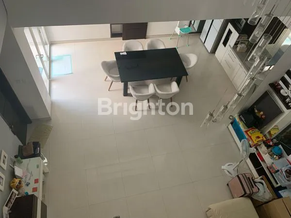 image RUMAH DHARMAHUSADA REGENCY FULL FURNISHED HANYA SELANGKAH KE RS UNAIR DAN GALAXY MALL (3)