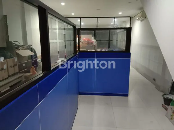 image RUKO 4 LANTAI PINGGIR JALAN RAYA COCOK UNTUK USAHA DI TANJUNG DUREN (1)