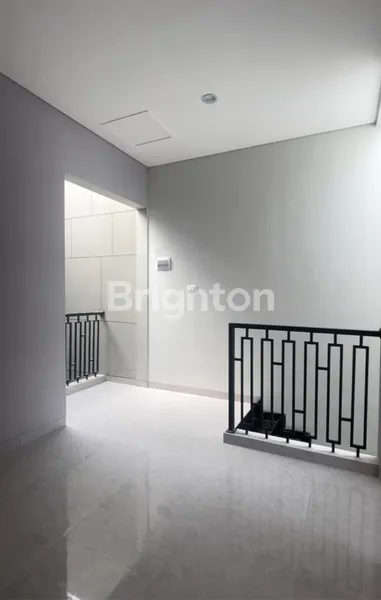 image RUMAH BARU NIRWANA EKSEKUTIF SURABAYA DEKAT MERR JUANDA SURABAYA (6)