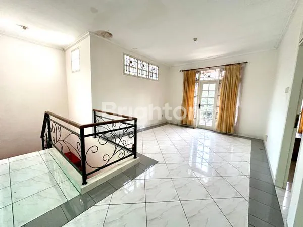 image RUMAH FURNISH DUA LANTAI (5)