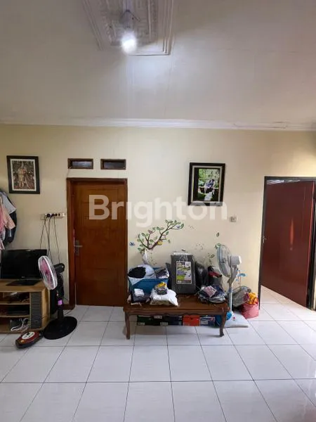 image RUMAH 2 LANTAI SIAP HUNI DI KOMPLEK DEKAT PUSAT PEMERINTAHAN KOTA DEPOK (8)