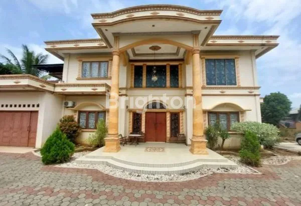 image RUMAH MEGAH HARGA RAMAH DI SENTUL (1)