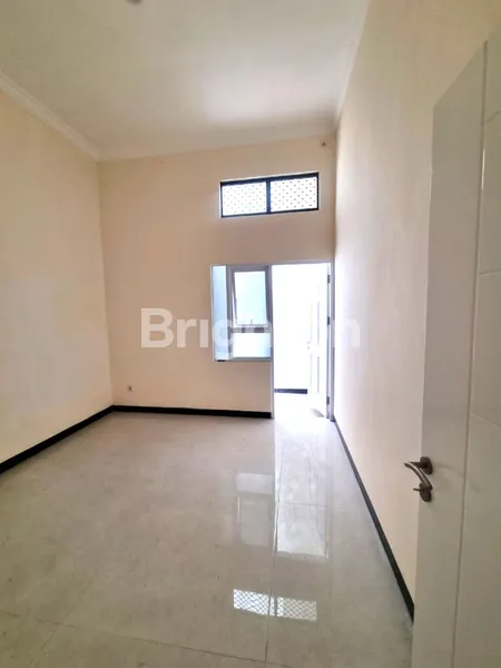 image RUMAH BARU SIAP HUNI JARANG ADA LEBAR 10 DAERAH PLOSO, KARANG EMPAT (2)